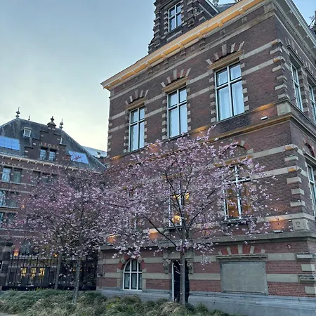 Lovely Small In 'de Pijp'