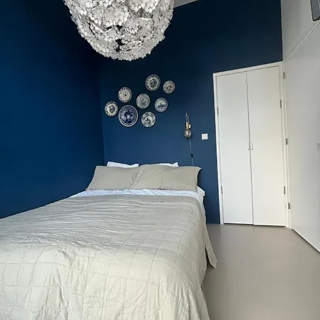 Lovely Small In 'de Pijp' Гостевой дом