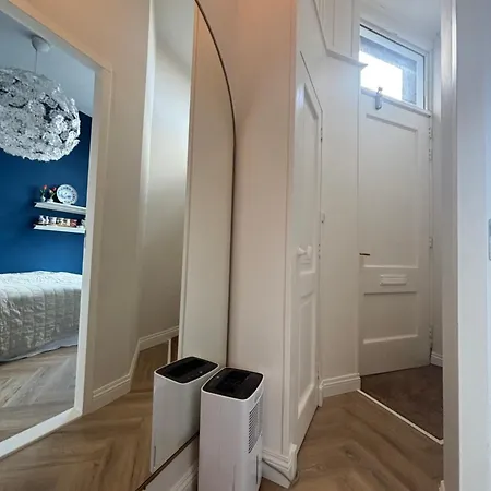 Lovely Small In 'de Pijp'